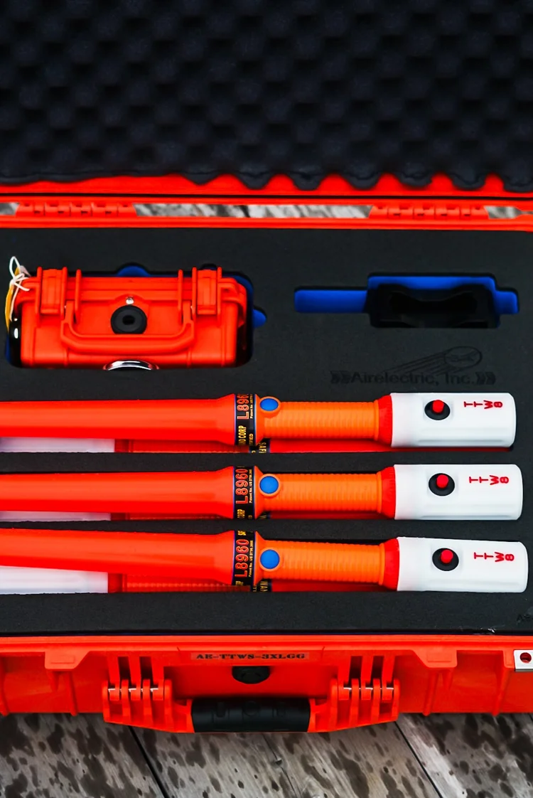 TTWS Portable Tow Team Warning System – 12 Wands | Airelectric
